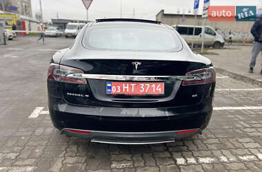 Лифтбек Tesla Model S 2015 в Луцке