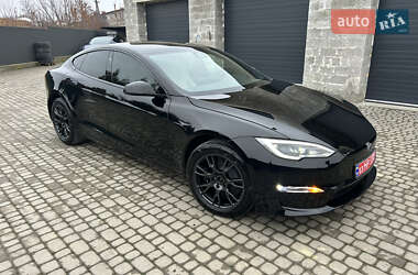 Лифтбек Tesla Model S 2021 в Львове