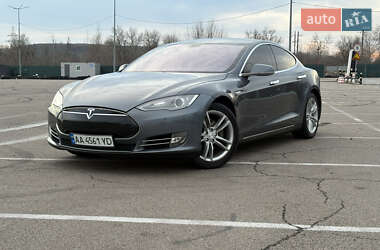 Лифтбек Tesla Model S 2013 в Киеве