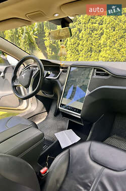 Лифтбек Tesla Model S 2013 в Киеве