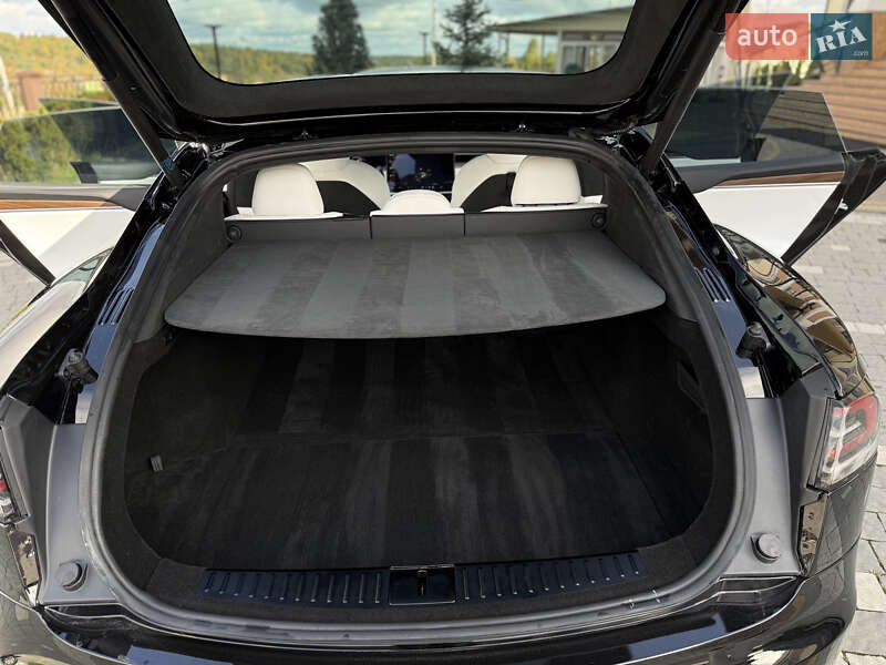 Лифтбек Tesla Model S 2024 в Дрогобыче фото 123 Лифтбек Tesla Model S 2024 в Дрогобыче