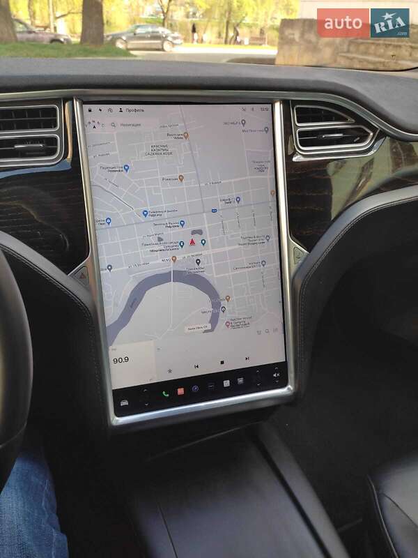 Лифтбек Tesla Model S 2016 в Одессе