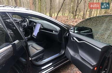 Лифтбек Tesla Model S 2016 в Житомире