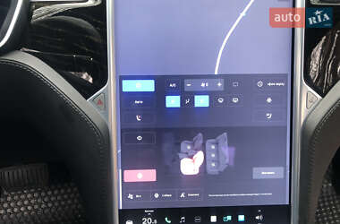 Лифтбек Tesla Model S 2016 в Житомире