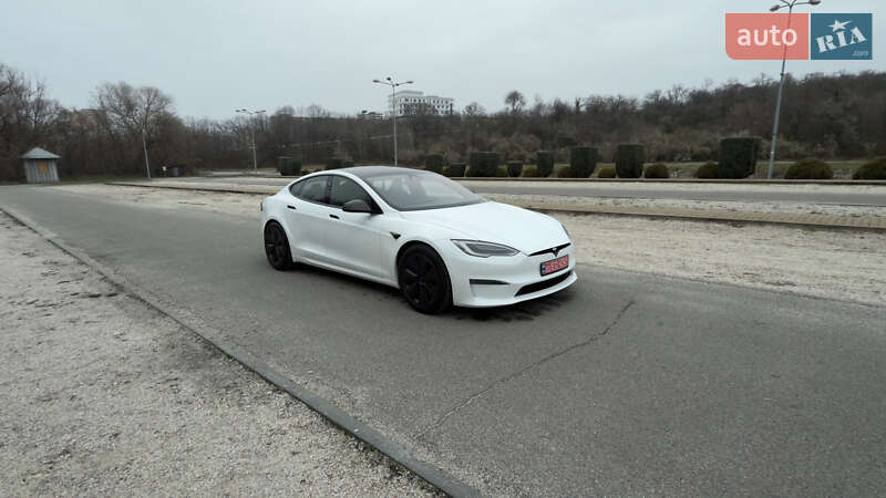 Лифтбек Tesla Model S 2021 в Днепре