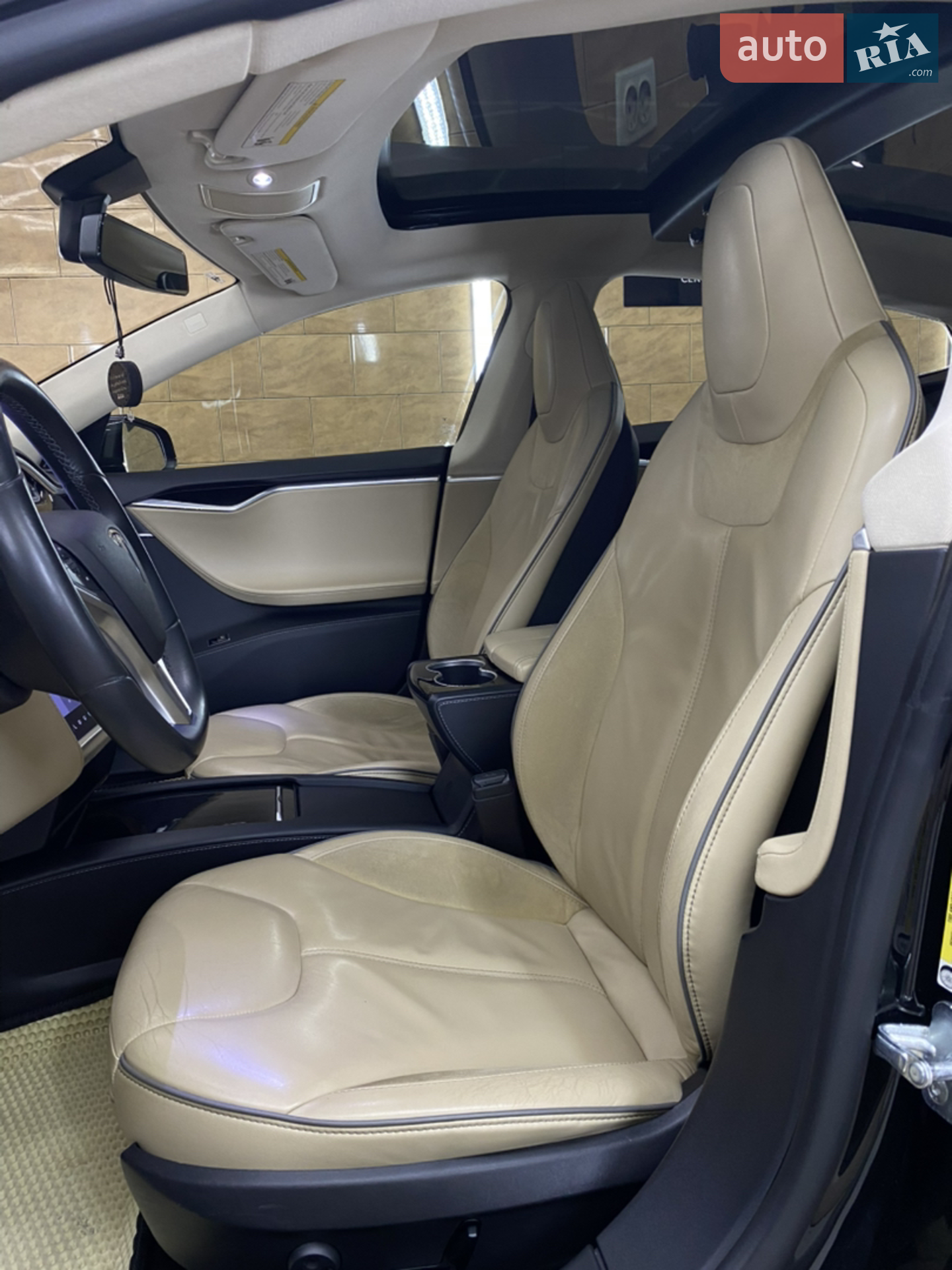 2014 Tesla Model S - мініатюра 12
