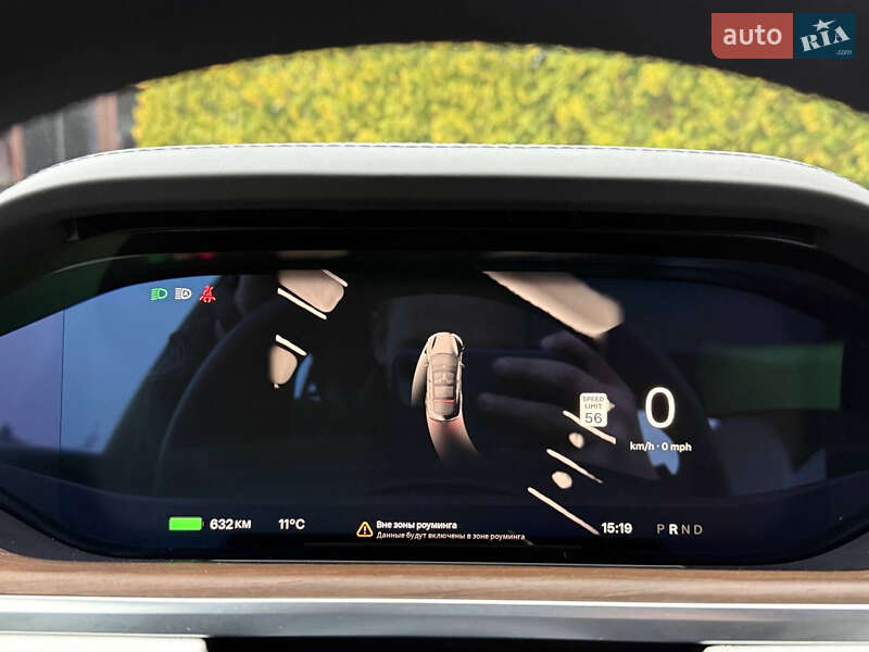 Ліфтбек Tesla Model S 2023 в Стрию