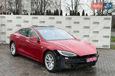 Ліфтбек Tesla Model S 2016 в Луцьку