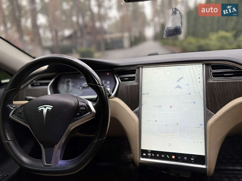 Лифтбек Tesla Model S 2013 в Киеве фото 26 Лифтбек Tesla Model S 2013 в Киеве