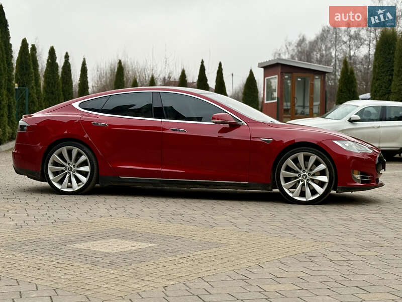 Лифтбек Tesla Model S 2014 в Тернополе
