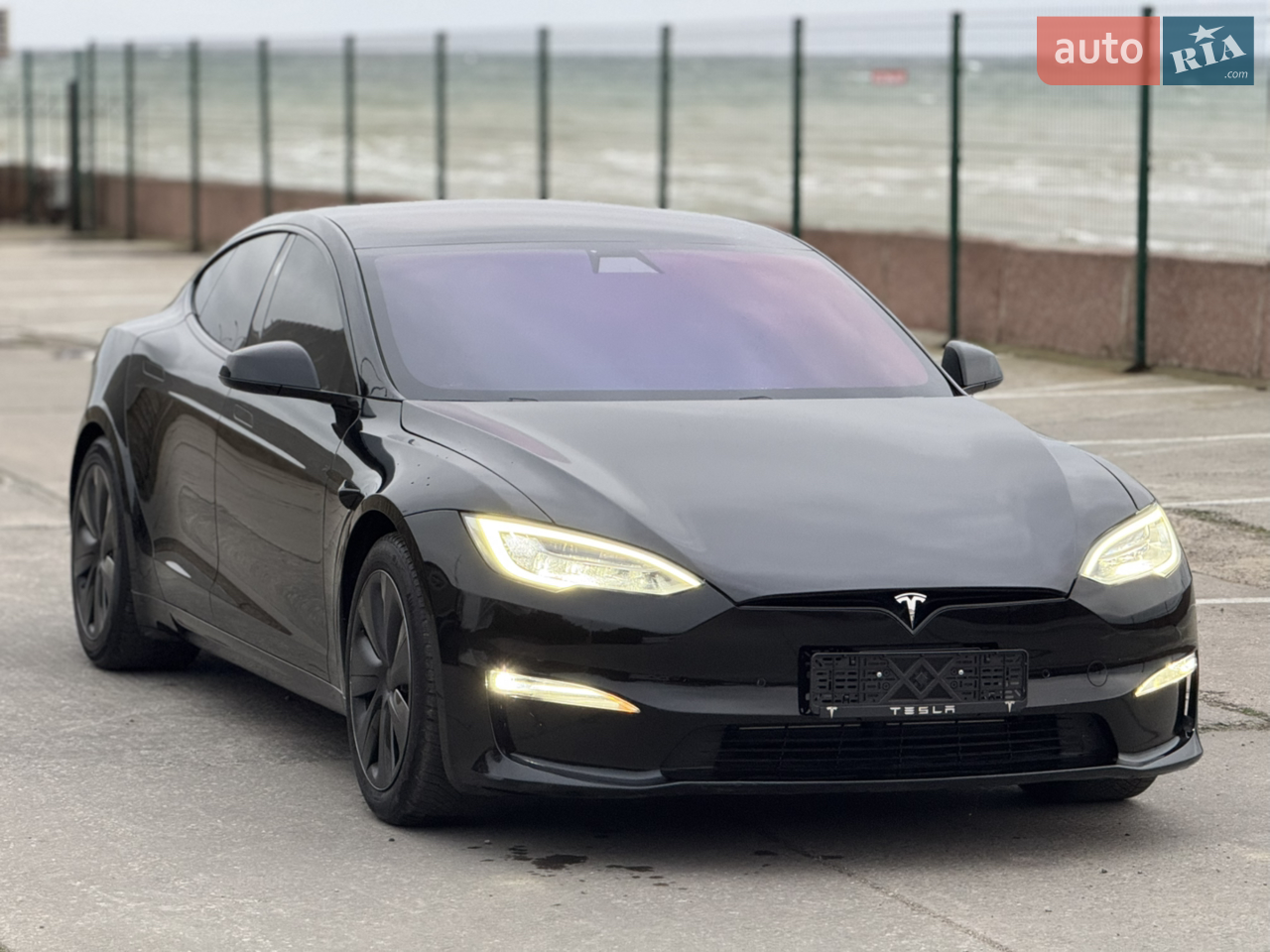 2014 Tesla Model S - мініатюра 27