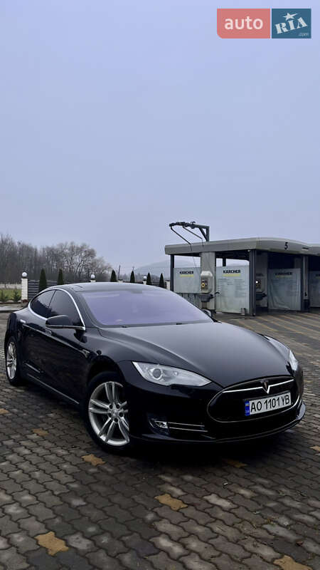 Tesla Model S 2014 Tesla Model S 2014