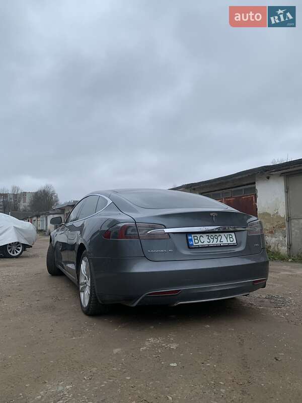 Лифтбек Tesla Model S 2013 в Львове фото 8 Лифтбек Tesla Model S 2013 в Львове
