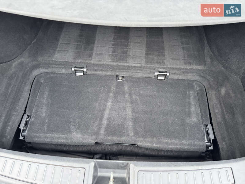 Ліфтбек Tesla Model S 2014 в Луцьку фото 32 Ліфтбек Tesla Model S 2014 в Луцьку