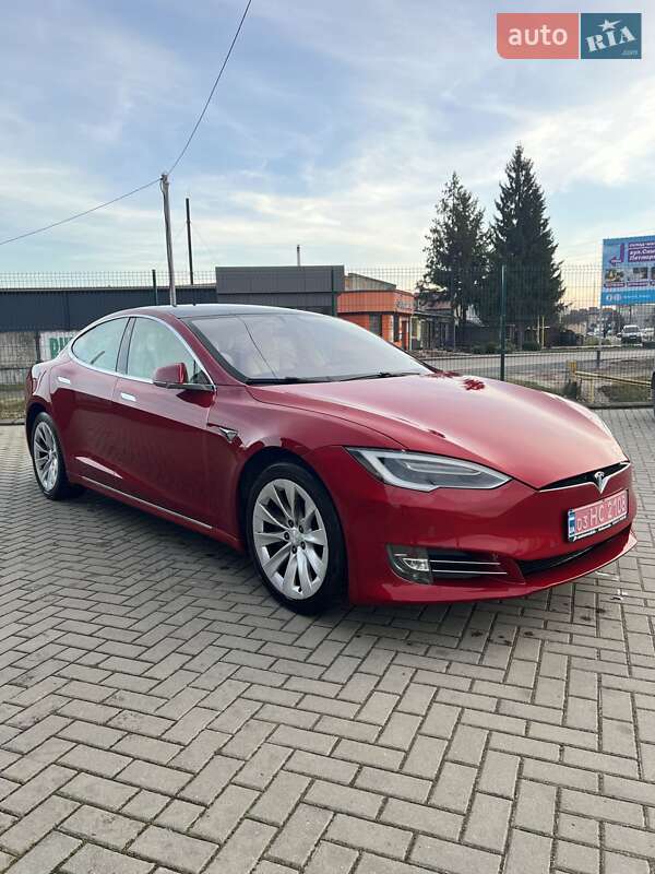 Лифтбек Tesla Model S 2018 в Сарнах фото 3 Лифтбек Tesla Model S 2018 в Сарнах