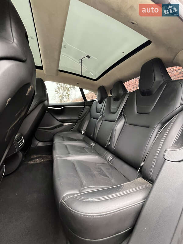 Лифтбек Tesla Model S 2014 в Львове фото 25 Лифтбек Tesla Model S 2014 в Львове