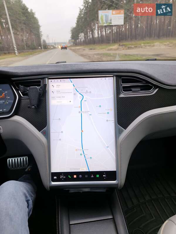 Лифтбек Tesla Model S 2014 в Ирпене