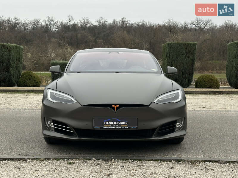 Лифтбек Tesla Model S 2018 в Днепре