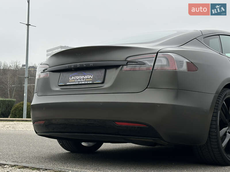 Лифтбек Tesla Model S 2018 в Днепре