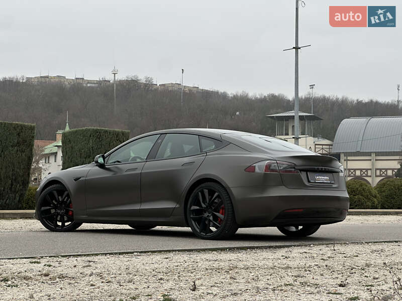 Лифтбек Tesla Model S 2018 в Днепре