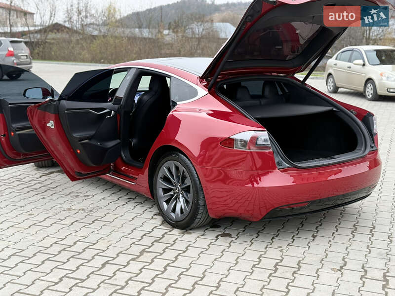 Лифтбек Tesla Model S 2018 в Бережанах фото 16 Лифтбек Tesla Model S 2018 в Бережанах