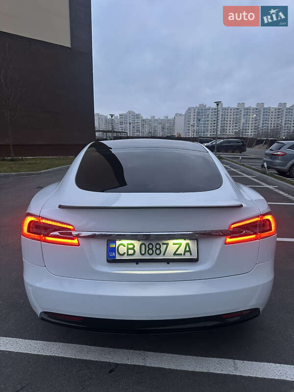 Лифтбек Tesla Model S 2020 в Чернигове фото 7 Лифтбек Tesla Model S 2020 в Чернигове