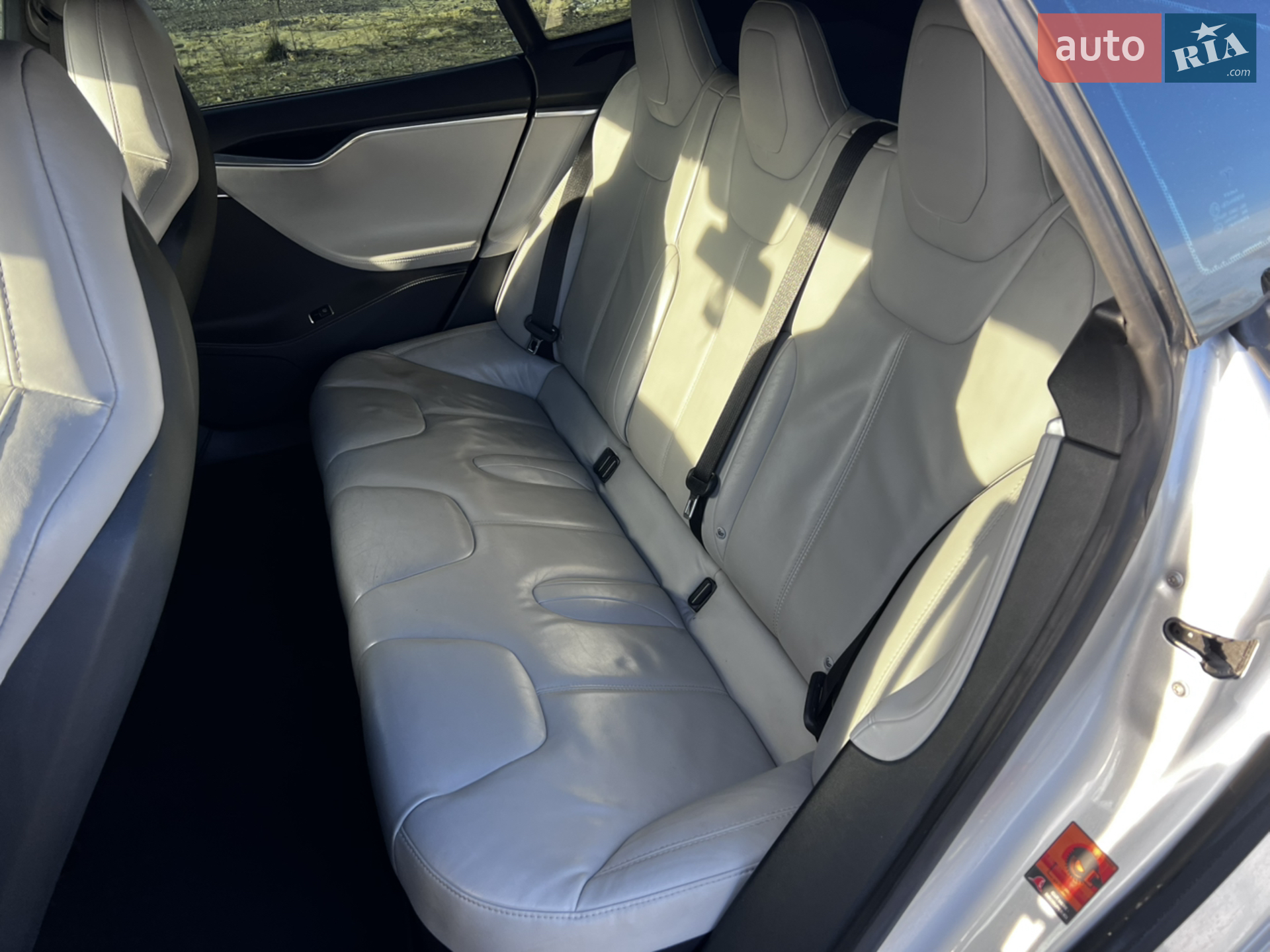 2016 Tesla Model S - мініатюра 17