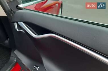 Лифтбек Tesla Model S 2014 в Ровно