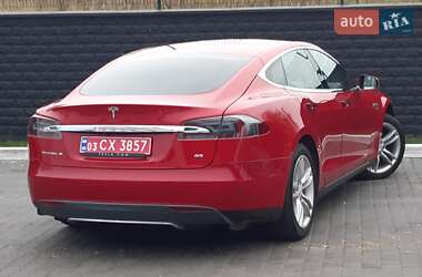 Ліфтбек Tesla Model S 2014 в Рівному