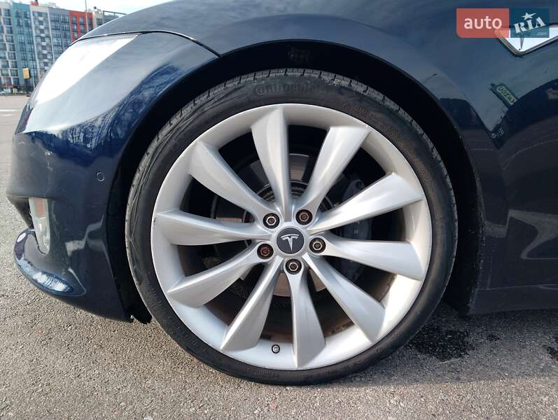 Лифтбек Tesla Model S 2014 в Киеве фото 9 Лифтбек Tesla Model S 2014 в Киеве