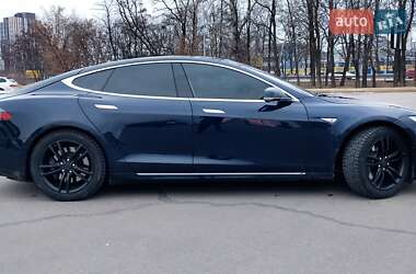 Лифтбек Tesla Model S 2014 в Киеве