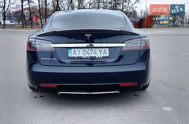 Лифтбек Tesla Model S 2014 в Киеве
