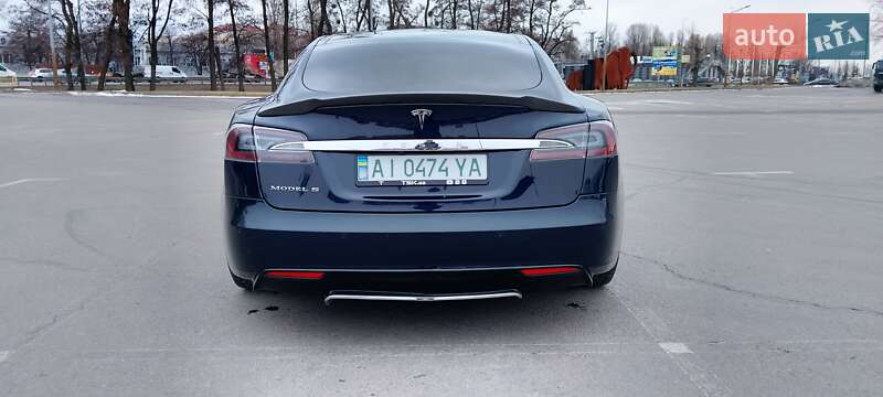 Лифтбек Tesla Model S 2014 в Киеве фото 25 Лифтбек Tesla Model S 2014 в Киеве