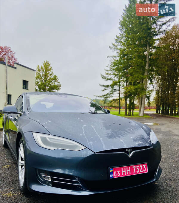 Лифтбек Tesla Model S 2016 в Луцке фото 22 Лифтбек Tesla Model S 2016 в Луцке