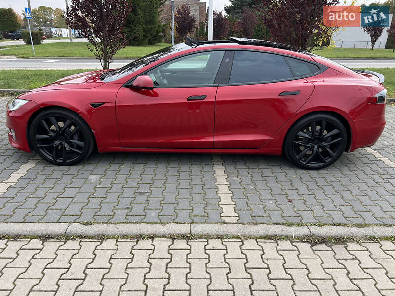 Лифтбек Tesla Model S 2018 в Львове фото 7 Лифтбек Tesla Model S 2018 в Львове