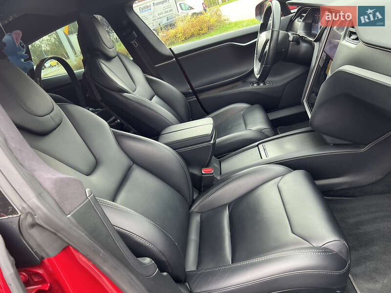 Лифтбек Tesla Model S 2018 в Львове фото 23 Лифтбек Tesla Model S 2018 в Львове