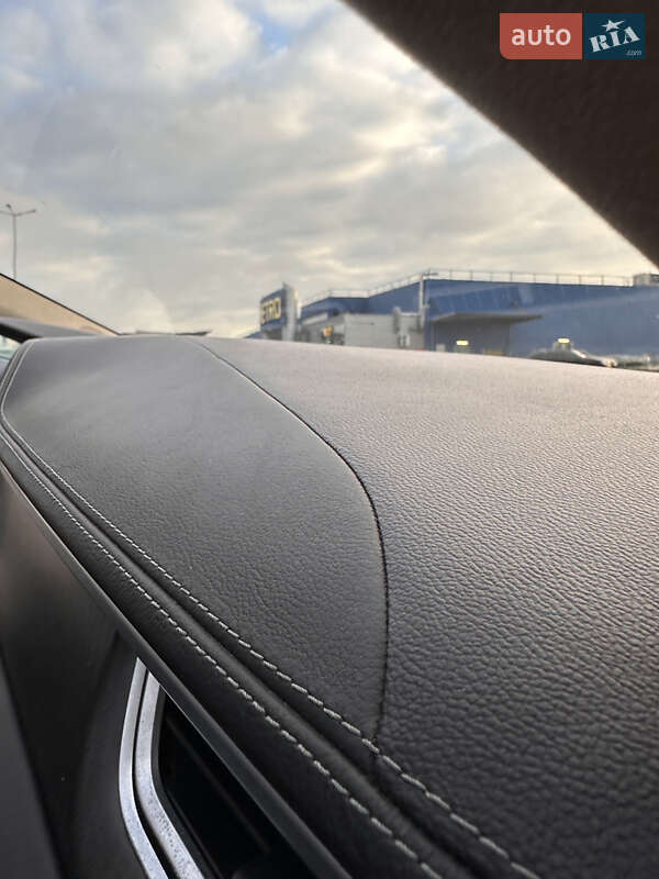 Лифтбек Tesla Model S 2014 в Киеве фото 33 Лифтбек Tesla Model S 2014 в Киеве