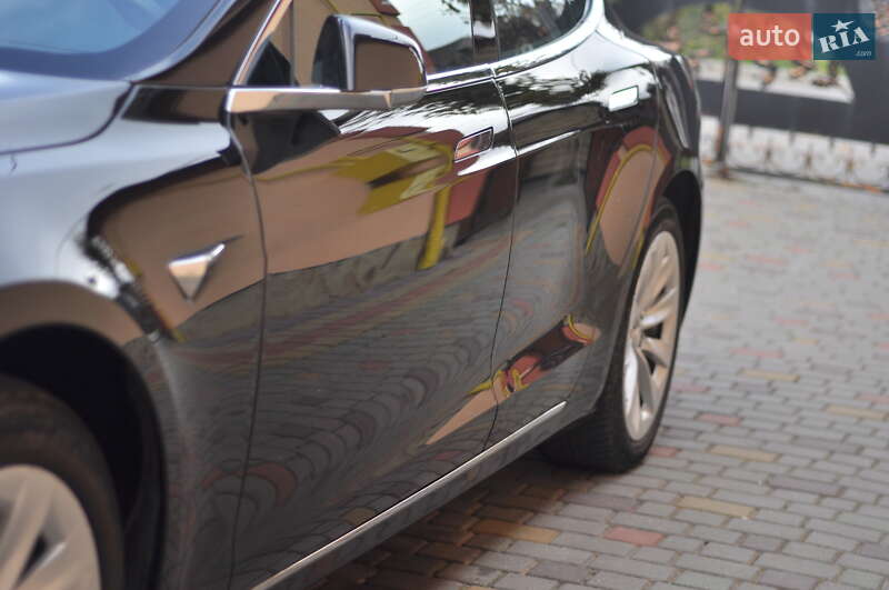 Лифтбек Tesla Model S 2018 в Ковеле фото 11 Лифтбек Tesla Model S 2018 в Ковеле