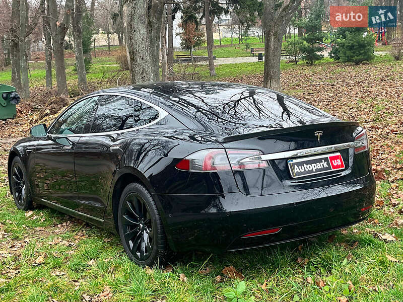 Лифтбек Tesla Model S 2019 в Киеве фото 8 Лифтбек Tesla Model S 2019 в Киеве