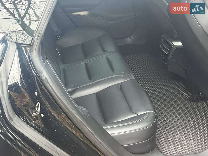 Лифтбек Tesla Model S 2019 в Киеве фото 27 Лифтбек Tesla Model S 2019 в Киеве