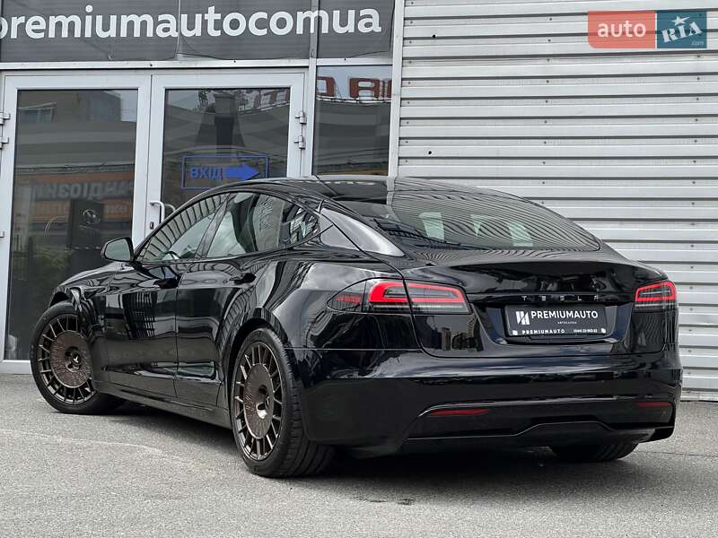 Лифтбек Tesla Model S 2023 в Киеве фото 9 Лифтбек Tesla Model S 2023 в Киеве