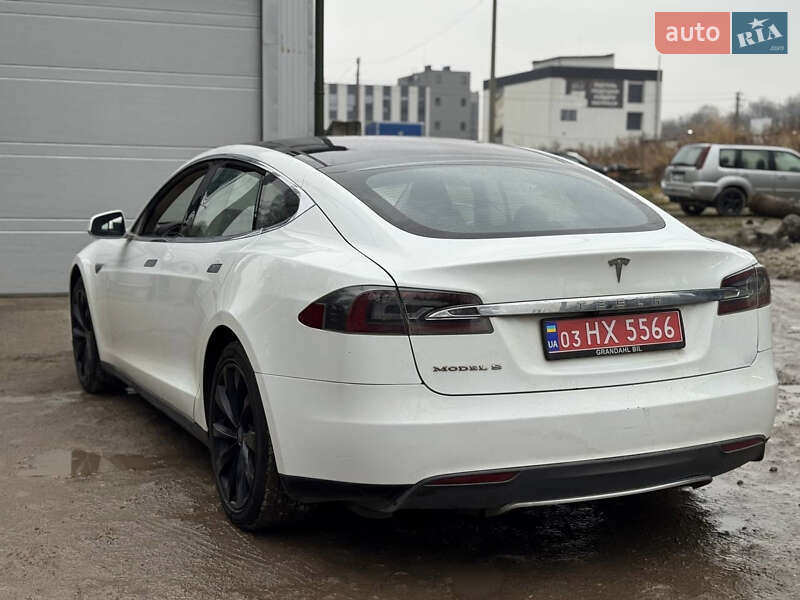 Лифтбек Tesla Model S 2014 в Львове фото 3 Лифтбек Tesla Model S 2014 в Львове