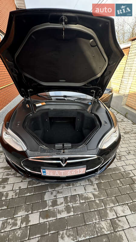 Лифтбек Tesla Model S 2013 в Виннице фото 50 Лифтбек Tesla Model S 2013 в Виннице