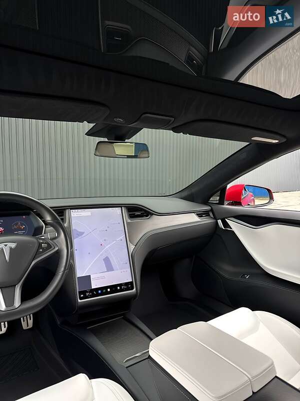 Лифтбек Tesla Model S 2020 в Харькове