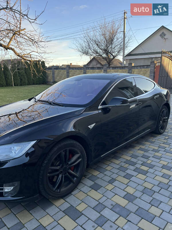 Лифтбек Tesla Model S 2013 в Корце фото 27 Лифтбек Tesla Model S 2013 в Корце
