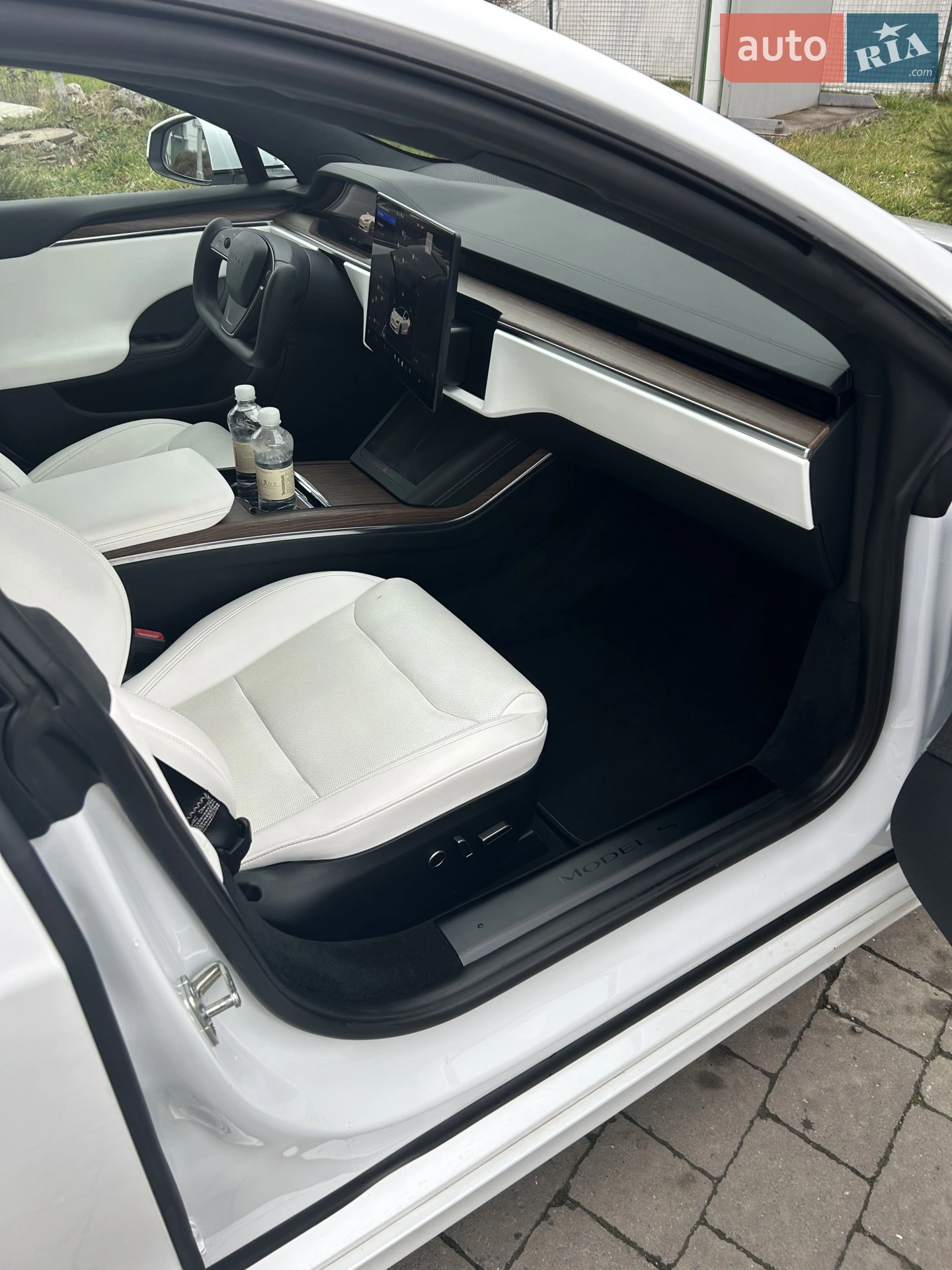 2022 Tesla Model S - мініатюра 8