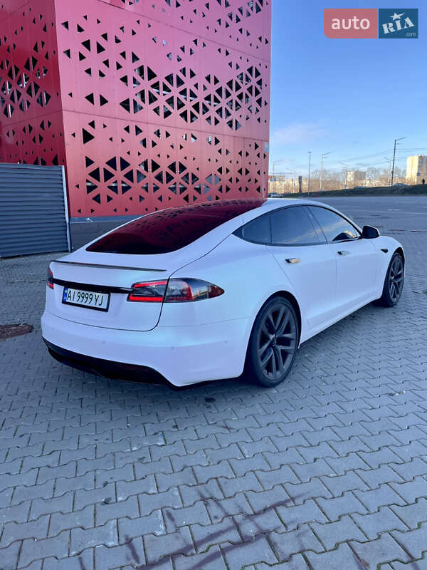 Лифтбек Tesla Model S 2021 в Киеве
