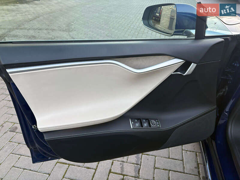 Лифтбек Tesla Model S 2018 в Ровно фото 21 Лифтбек Tesla Model S 2018 в Ровно