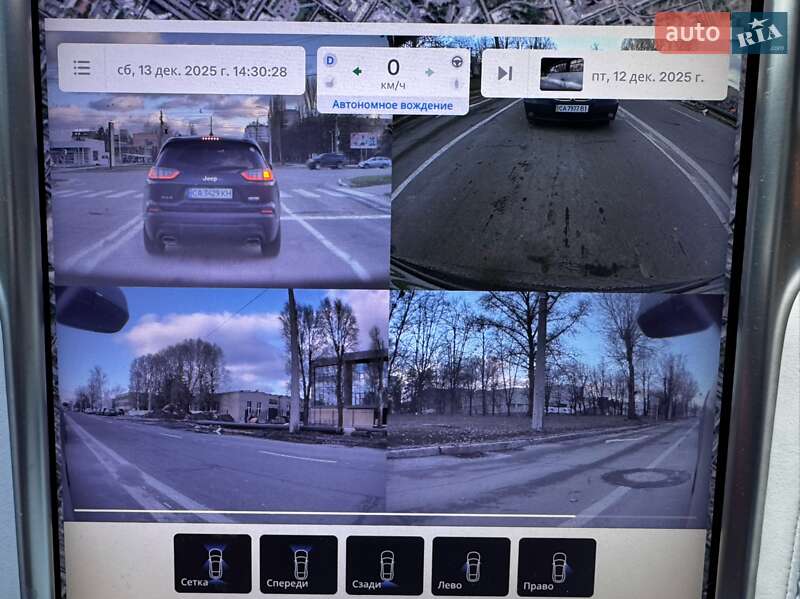 Лифтбек Tesla Model S 2017 в Киеве фото 42 Лифтбек Tesla Model S 2017 в Киеве