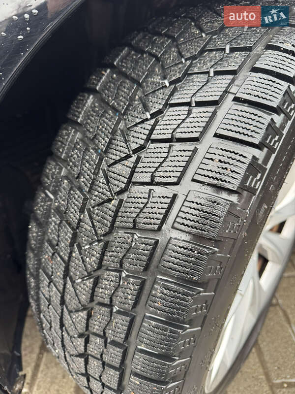 Лифтбек Tesla Model S 2019 в Радивилове